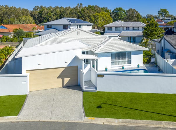 7 Saltbreeze Court, Runaway Bay, Qld 4216