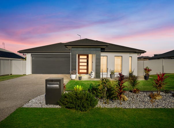 12 Rosemary Court, Nikenbah, Qld 4655