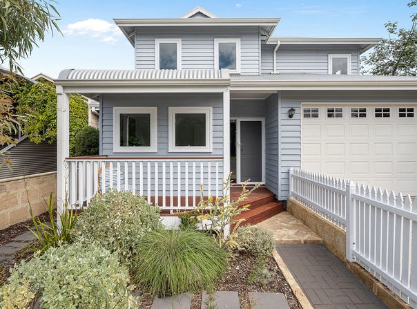 11 Stirling Highway, North Fremantle, WA 6159