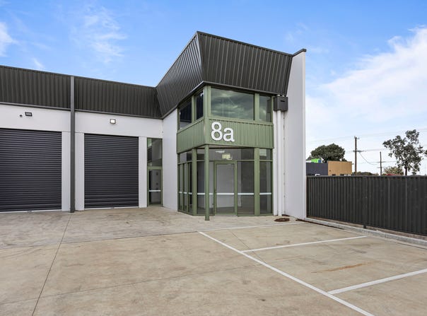 8A Tuppen drive, Sebastopol, Vic 3356