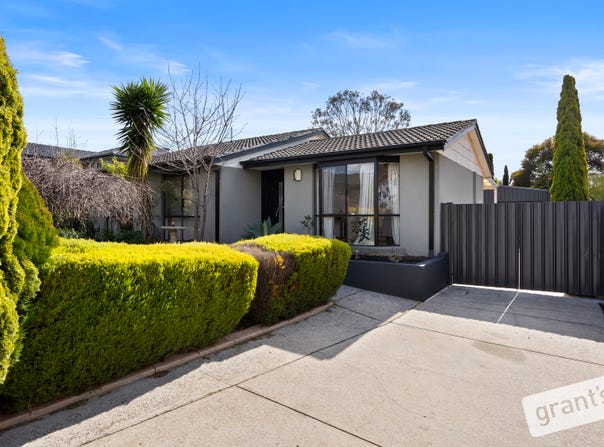 18 Poorinda Rise, Narre Warren, Vic 3805