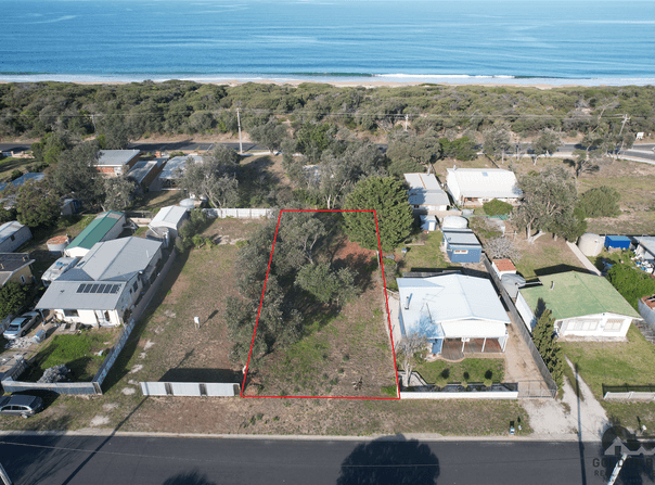 8 Bluewater Avenue, Golden Beach, Vic 3851