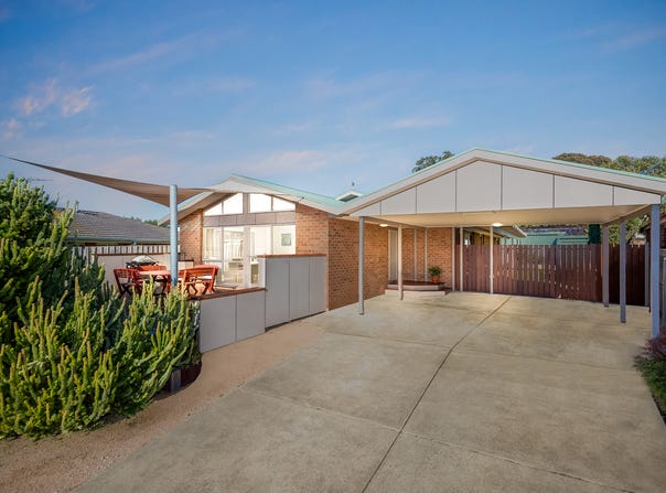 19 Banksia Place, Grovedale, Vic 3216