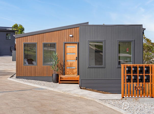 1/9 Achaderry Court, Howrah, Tas 7018