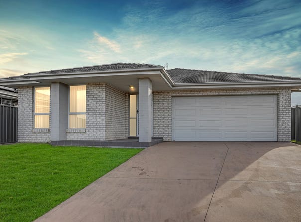 4 Clydesdale Street, Wadalba, NSW 2259