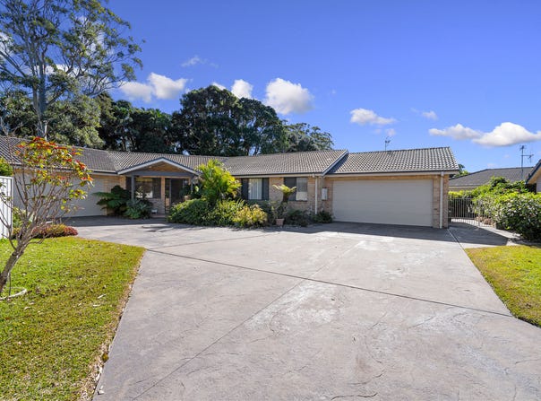 19 Cedar Grove, Forster, NSW 2428
