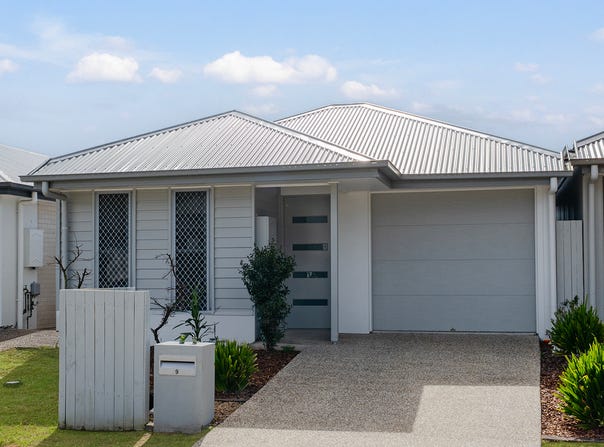 9 Dora Street, Morayfield, Qld 4506