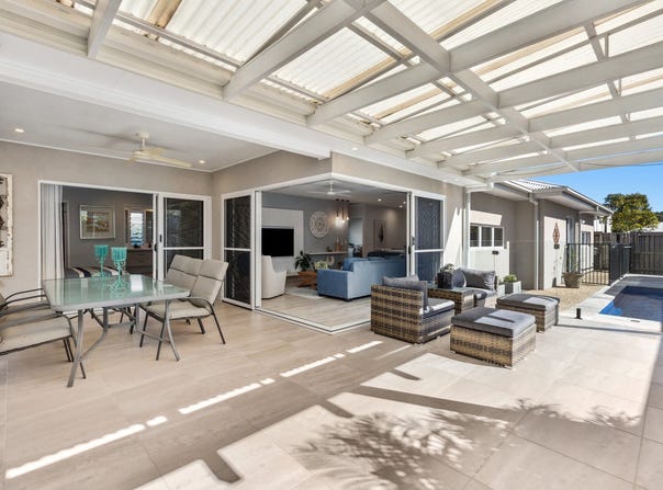 5 Agnes Place, Bli Bli, Qld 4560