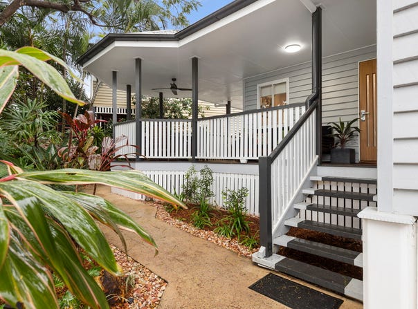 81 Hutton Avenue, Wynnum, Qld 4178