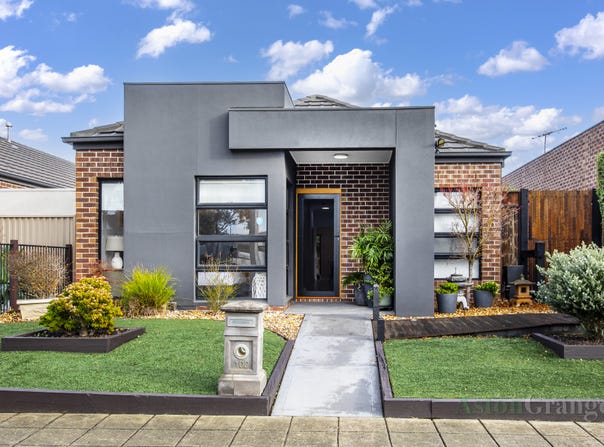 102 Boardwalk Boulevard, Point Cook, Vic 3030