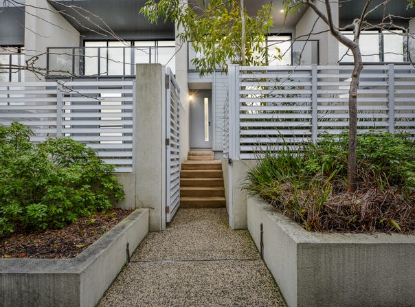 6 Tea Tree Lane, Burwood, Vic 3125