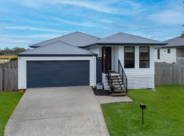 38 Vivian Hancock Drive, North Booval, Qld 4304