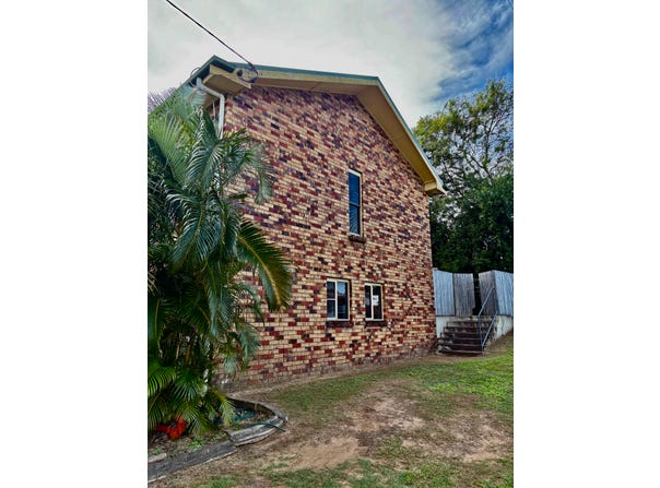 1/9 Robin Street, Slade Point, Qld 4740