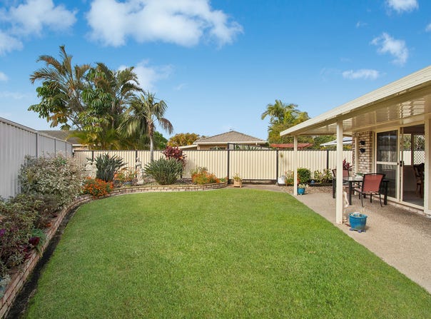 2/5 Martel Place, Tweed Heads, NSW 2485