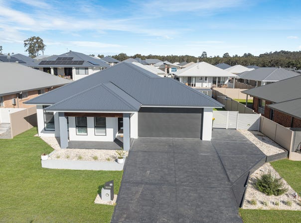 14 Solomon Street, North Rothbury, NSW 2335