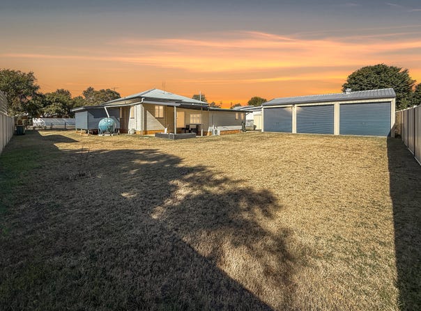77 Wambo Street, Chinchilla, Qld 4413