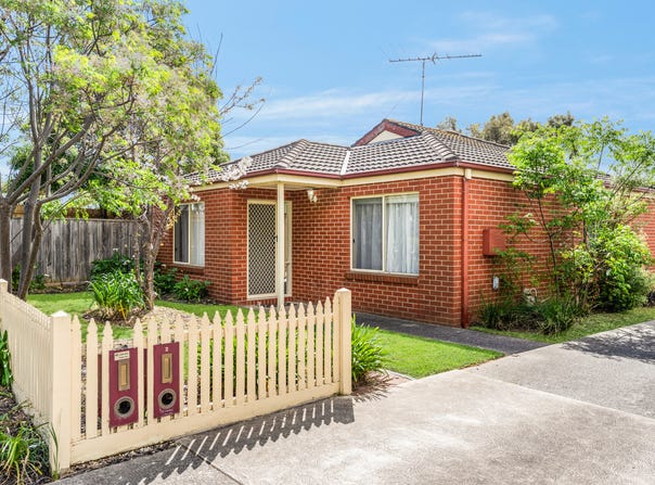 1/10 Rotherham Street, Belmont, Vic 3216