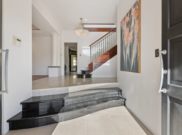 5 Montague Way, Kallaroo, WA 6025