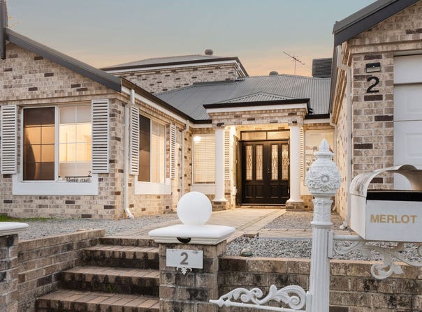 2 Merlot Court, The Vines, WA 6069