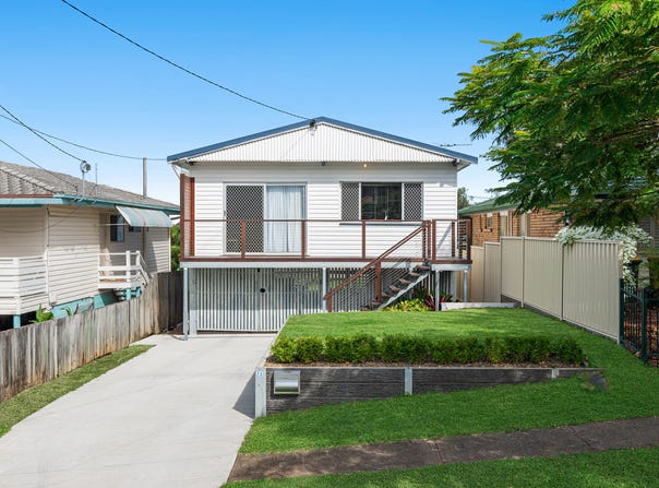 26 Villiers Street, Lota, Qld 4179