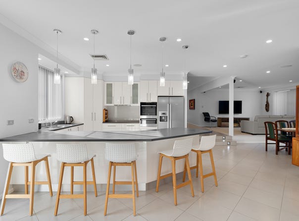 5 Jacana Grove, Heathcote, NSW 2233