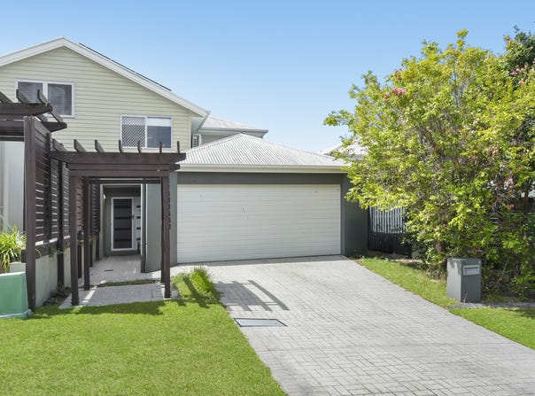 4/18 Carina Peak Drive, Varsity Lakes, Qld 4227