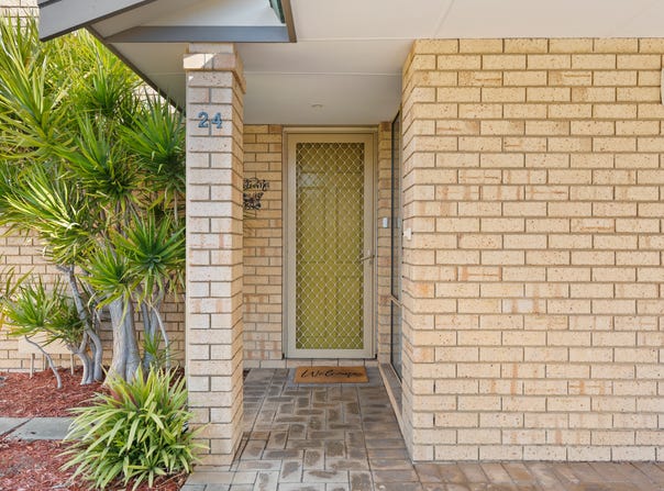 24/6 Sepia Court, Rockingham, WA 6168