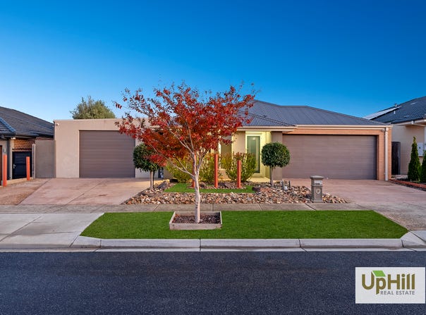 32 Trainers Way, Clyde North, Vic 3978