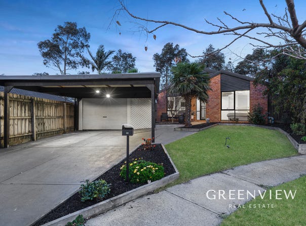 24 Broome Crescent, Cranbourne North, Vic 3977