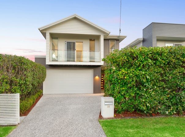 25 Maggs Street, Wavell Heights, Qld 4012