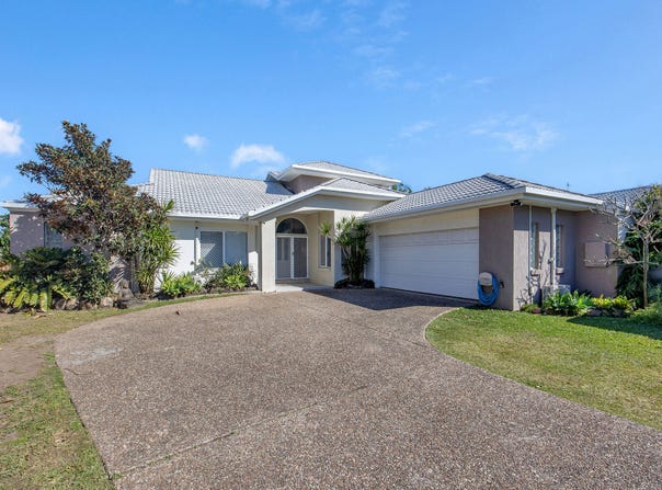 42 Blair Athol Crescent, Sorrento, Qld 4217
