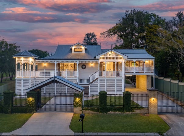 18 Normanby Hill Road, Southside, Qld 4570