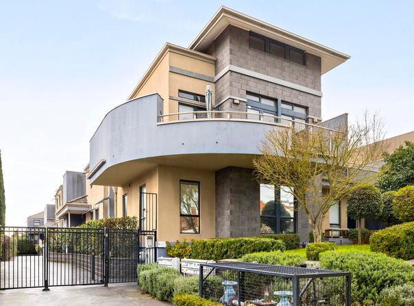 11/3 Kenilworth Parade, Ivanhoe, Vic 3079