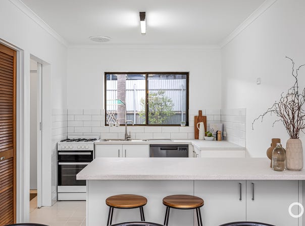 2/25 Leader Street, Rosewater, SA 5013