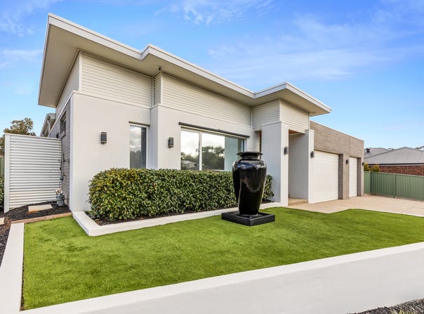 36 McConnell Drive, Junortoun, Vic 3551