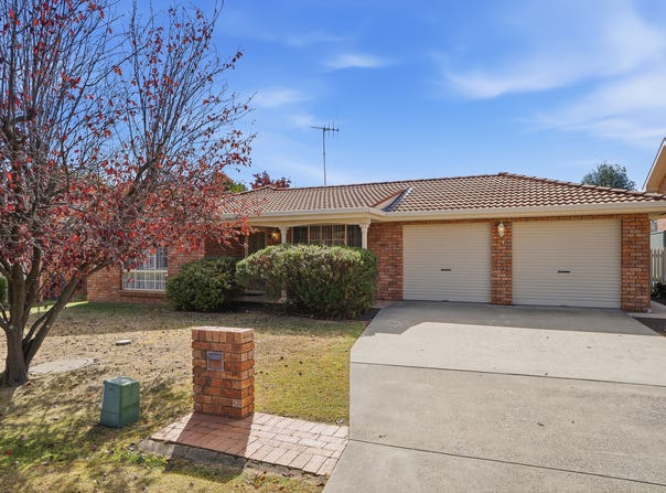 74 Sieben Drive, Orange, NSW 2800