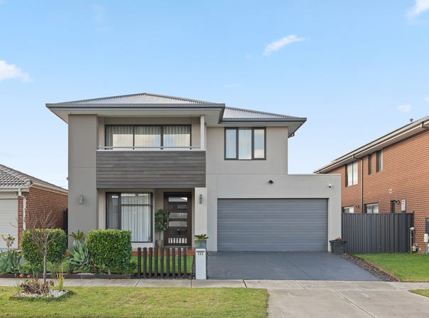 153 Brookwater Parade, Lyndhurst, Vic 3975