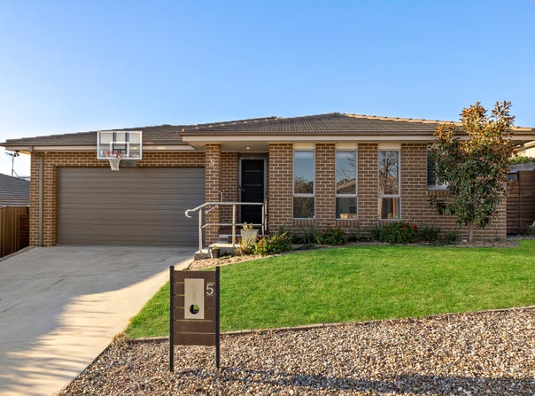5 Wimbaliri Street, Ngunnawal, ACT 2913