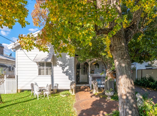 54 & 54a Paget Street, Richmond, NSW 2753