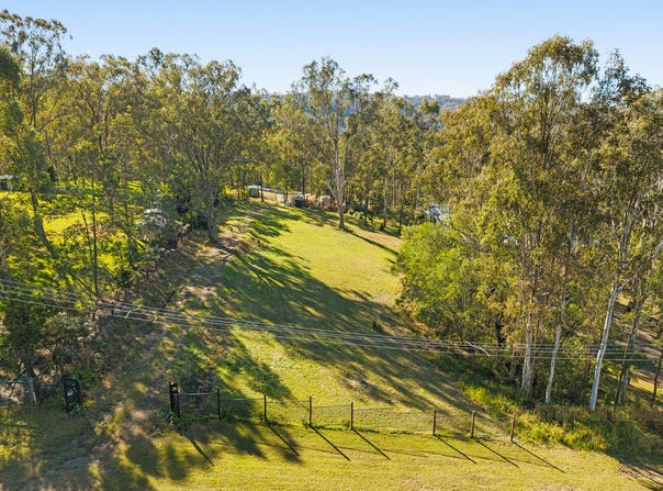 8-10 Charles Close, Kooralbyn, Qld 4285