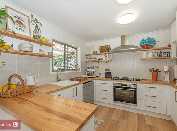12 Harvey Street, Avenell Heights, Qld 4670
