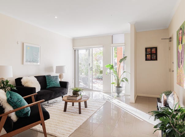 8/10 Coolac Place, Braddon, ACT 2612