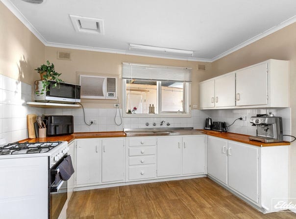 10 Grevillea Street, Whyalla Stuart, SA 5608