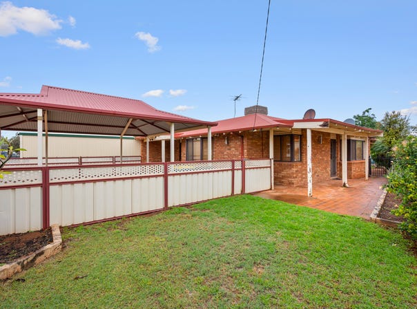 21B Hawkins Street, West Lamington, WA 6430