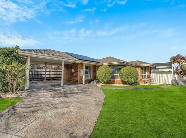 5 Hedgeley Drive, Berwick, Vic 3806