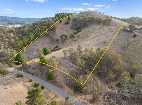 220 Campagnolos Road, Mansfield, Vic 3722