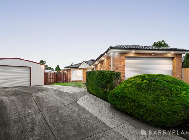 29 Alamanda Way, Cranbourne North, Vic 3977