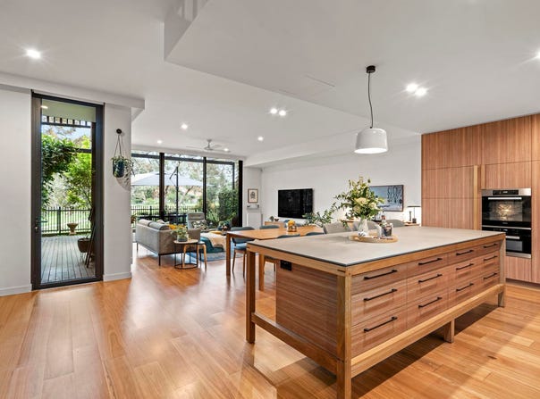 220 Beavers Road, Northcote, Vic 3070