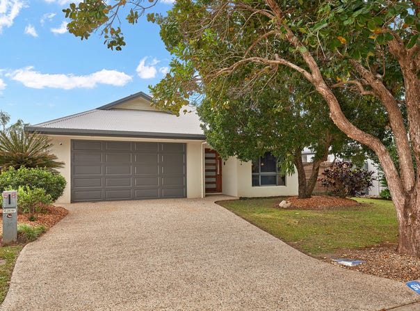 58 City View Crescent, Mooroobool, Qld 4870