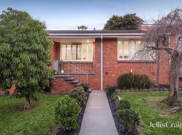 12/82 Victoria Crescent, Mont Albert, Vic 3127